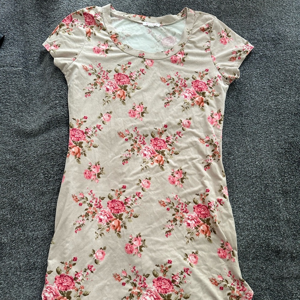 Agaci Cream Floral Short Sleeve Bodycon Dress
